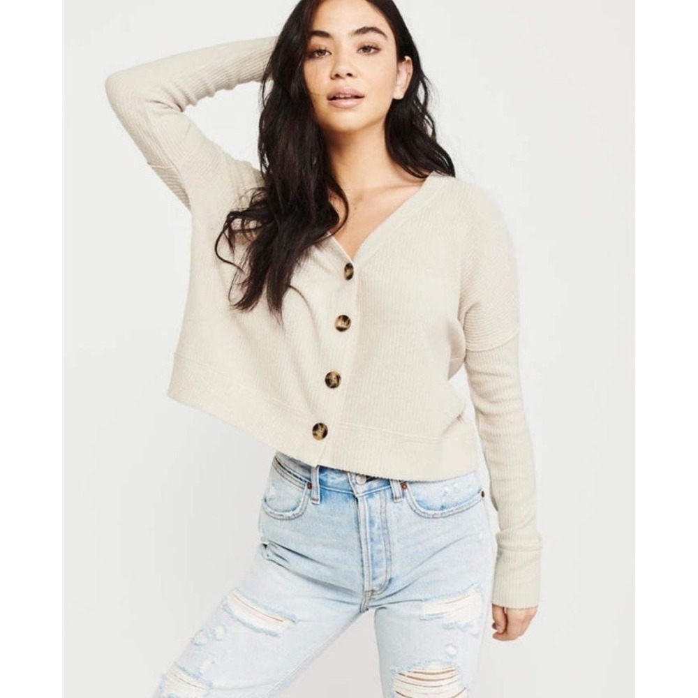 Abercrombie & Fitch Button-Up Cream Sweater Size Small